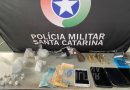 Polícia Militar prende homens suspeitos de tráfico de drogas e cárcere privado