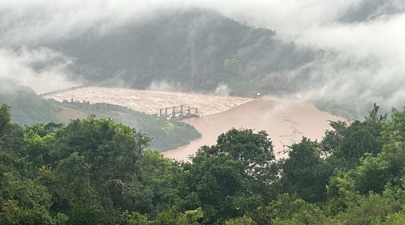 Colapso parcial de barragem na Serra Gaúcha promove evacuação e alerta às populações