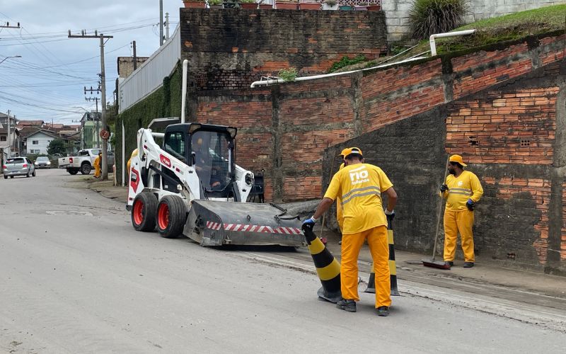 Limpeza avançada em bairros de Rio do Sul