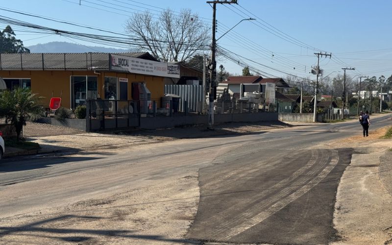 Repavimentação causa mobilização na Estrada Blumenau, em Rio Do Sul