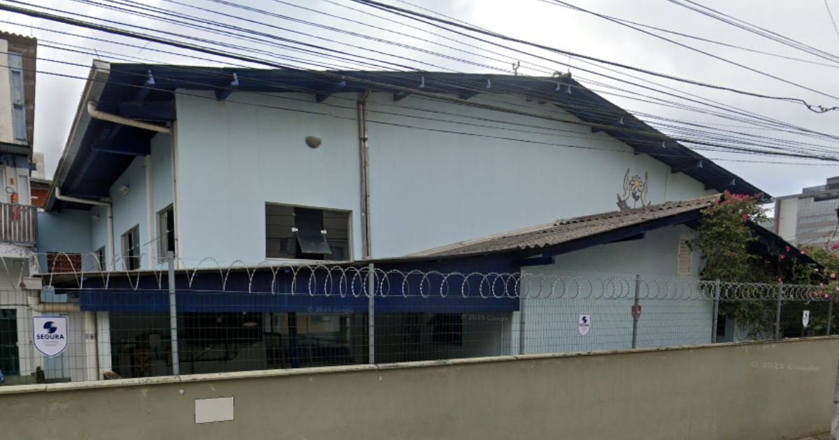 Apae Blumenau realiza bazar com produtos apreendidos pela Receita Federal nesta sexta e sábado