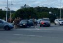 Urgente: homem é baleado dentro de veículo no trânsito de Blumenau