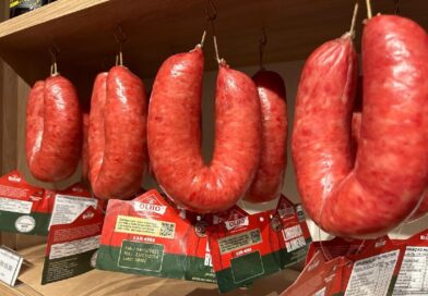 Governo de SC revoga norma da União que alterava receita da Linguiça Blumenau