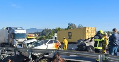 Sete pessoas ficaram feridas e uma perdeu a vida no acidente com incêndio em Indaial