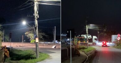 Duas pessoas morrem em colisão entre carreta e motocicleta na Rodovia Antônio Heil, em Itajaí