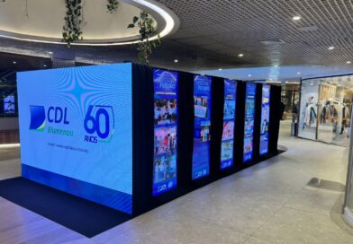CDL Blumenau celebra 60 anos de trajetória com exposição que conecta história e futuro
