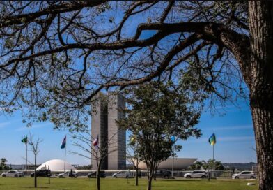 Congresso aumenta penas para crimes sexuais online contra crianças