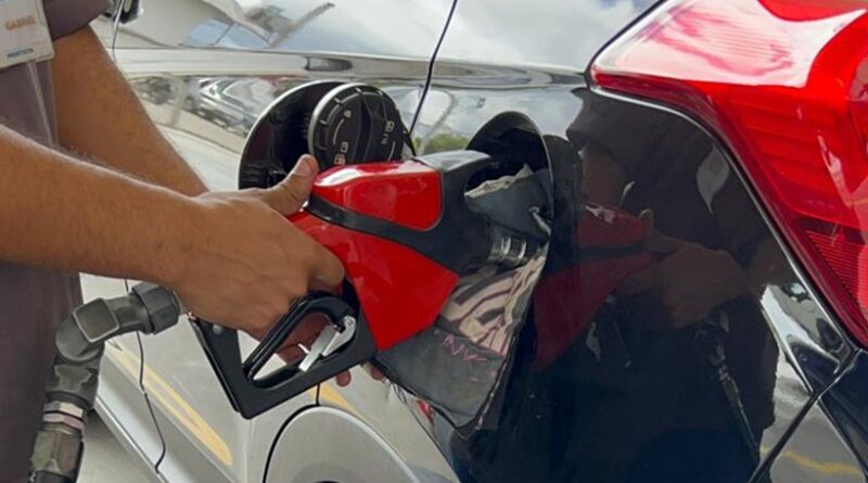 Posto R1 abre vagas para frentistas em Blumenau