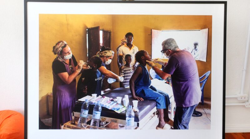 Exposição “Bunekas de Bissau” abre nesta segunda-feira na Câmara de Blumenau