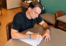 Flávio Bolsonaro divulga três versões de carta e deixa de se declarar “presidente eleito”