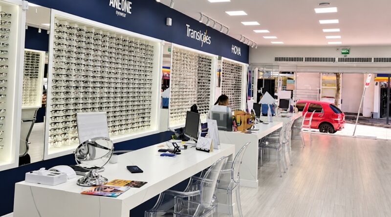99 Óticas abre vagas para vendedores no Centro de Blumenau